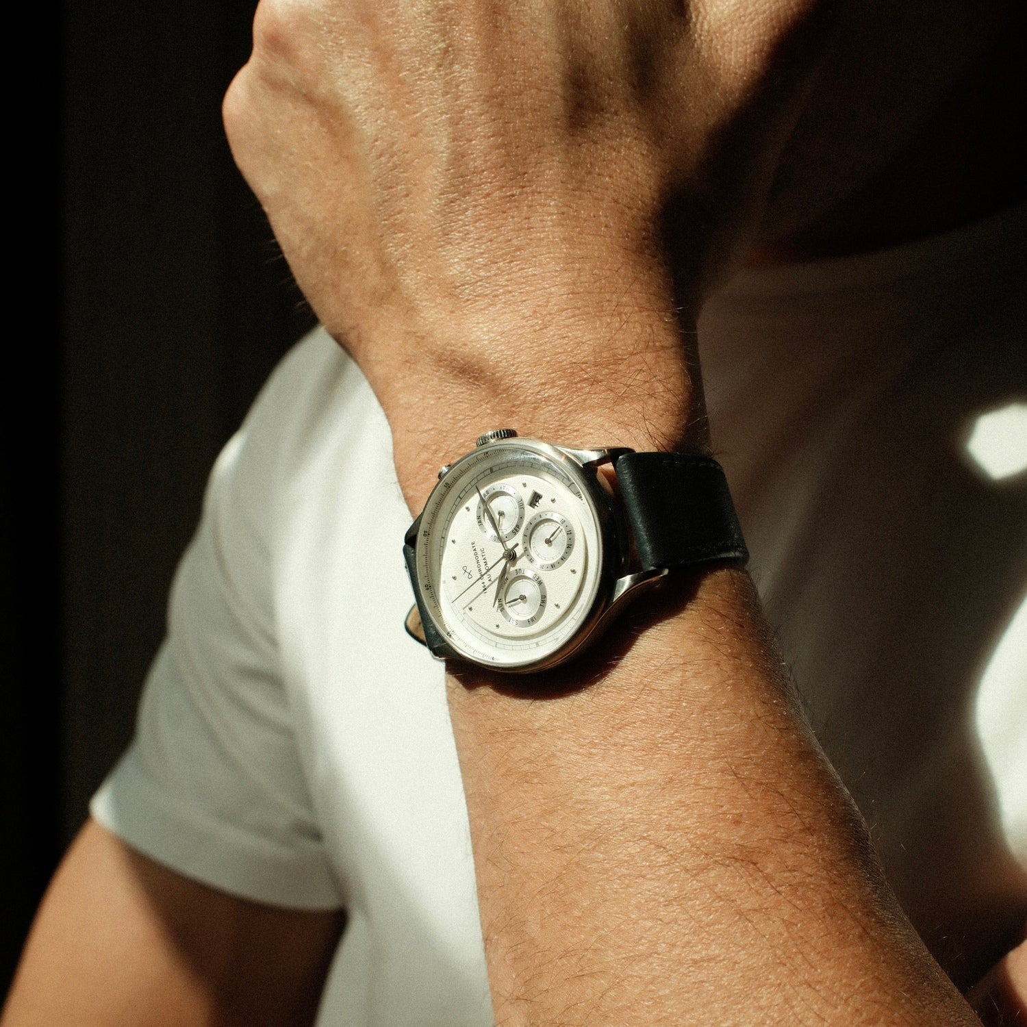 1564 Chronodate Automatic White | About Vintage – Smiths Boutique