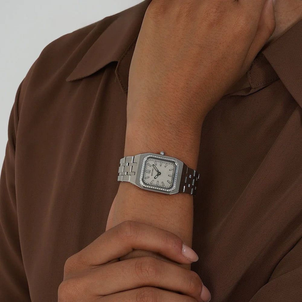 Dutchess - Grey Diamonds