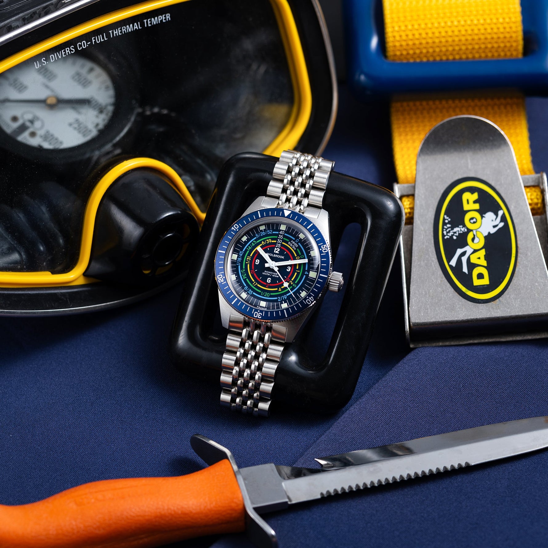 Wolbrook Skindiver Decompression MN90 dive watch detail