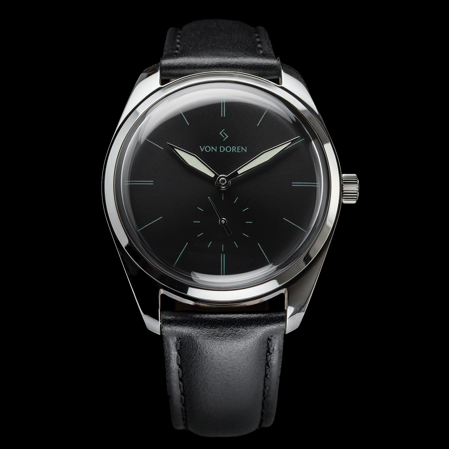 Runde Black Steel — front view with luminescent hands