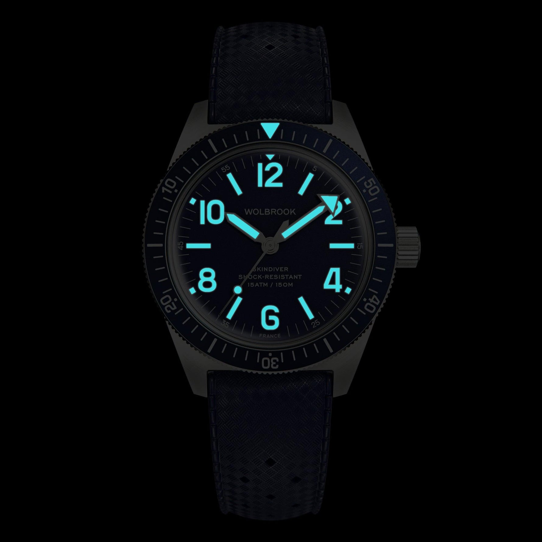 Wolbrook Skindiver Automatic blue dial BGW9 Super-LumiNova detail